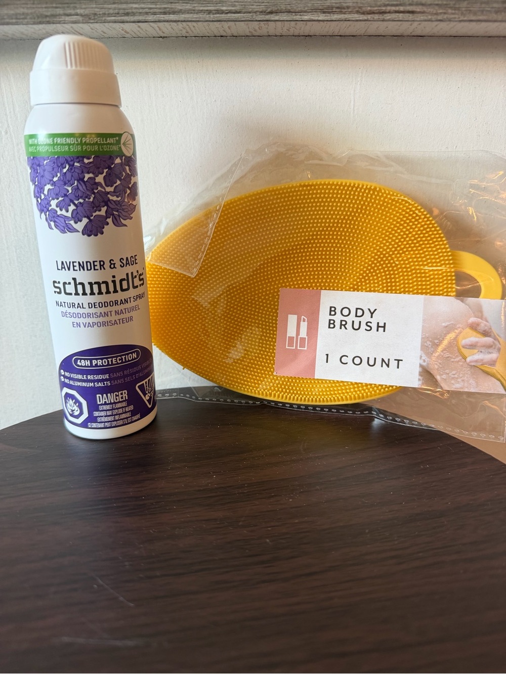 🌼 4/$13 - New 2 piece beauty/bath and body care (body brush and deodorant)